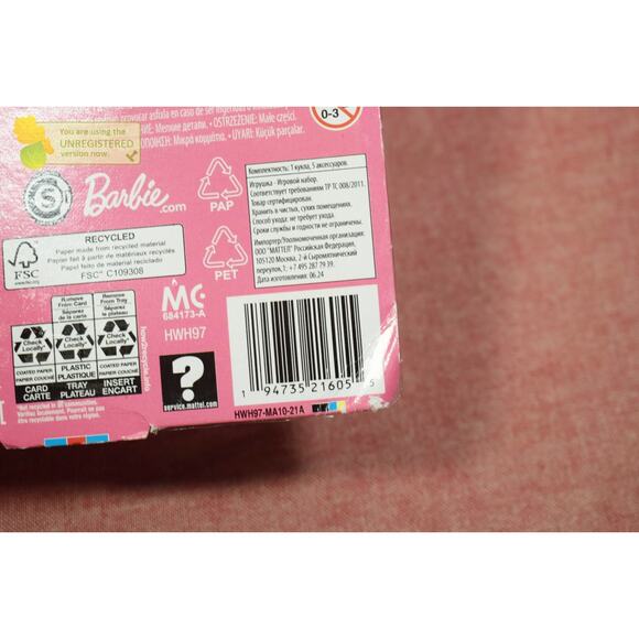 Barbie Pink Passport Italy Doll Set - Picture 4 of 4
